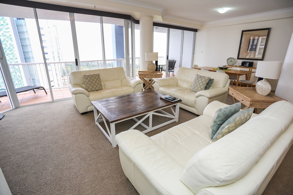3 Bedroom Superior - Living Area