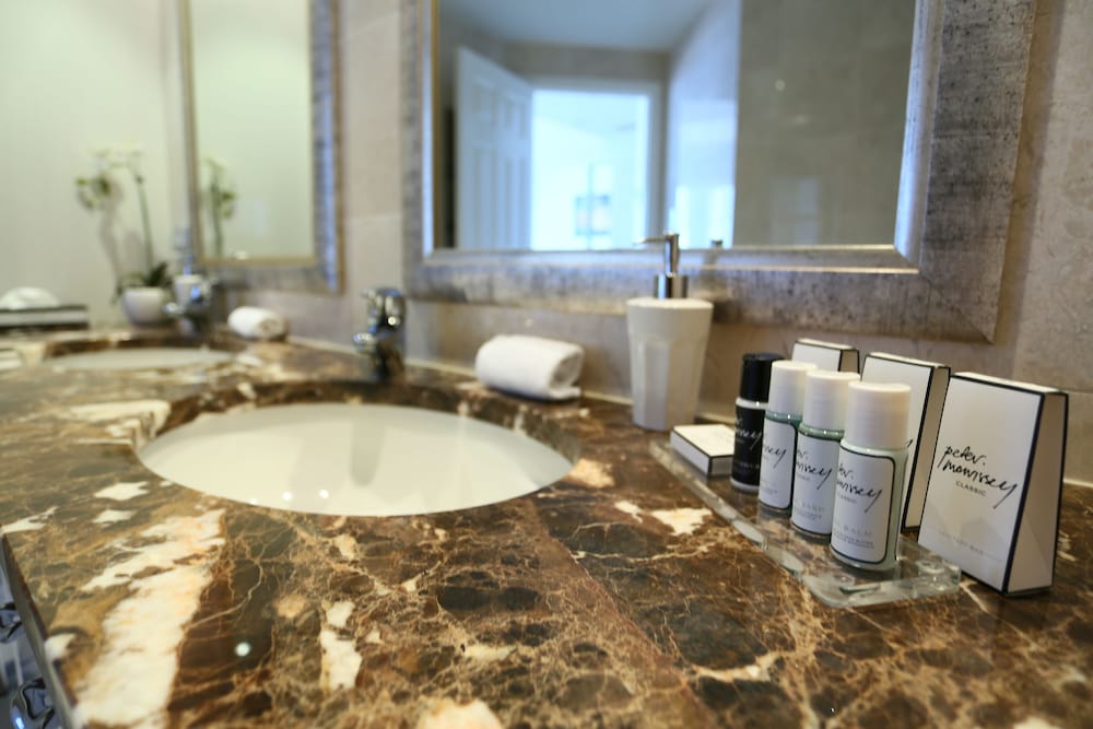 3 Bedroom Sub Penthouse - Bathroom