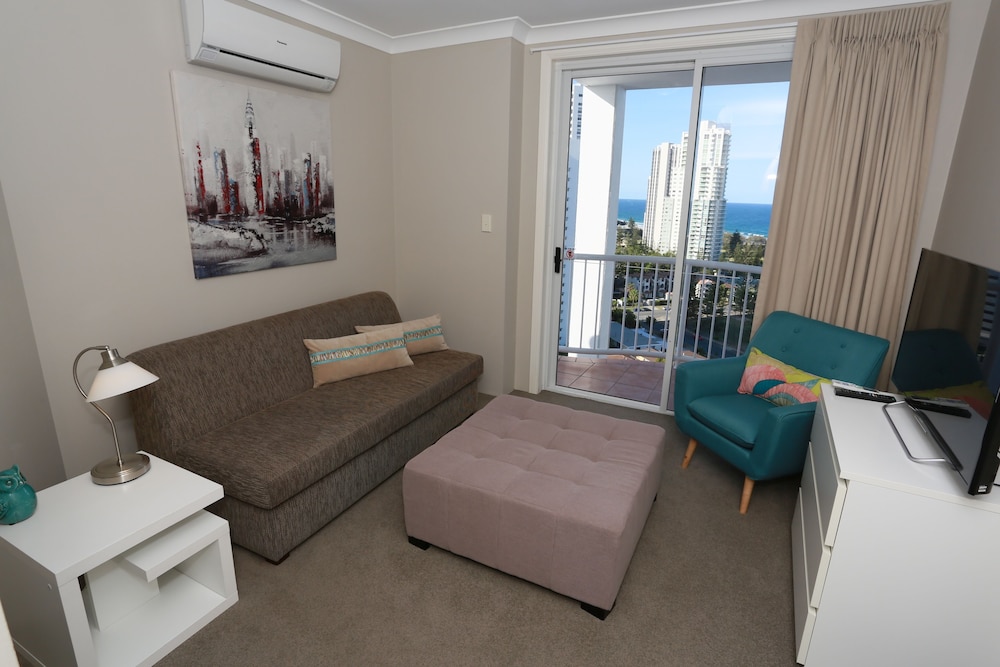 3 Bedroom Sub Penthouse - Living Area