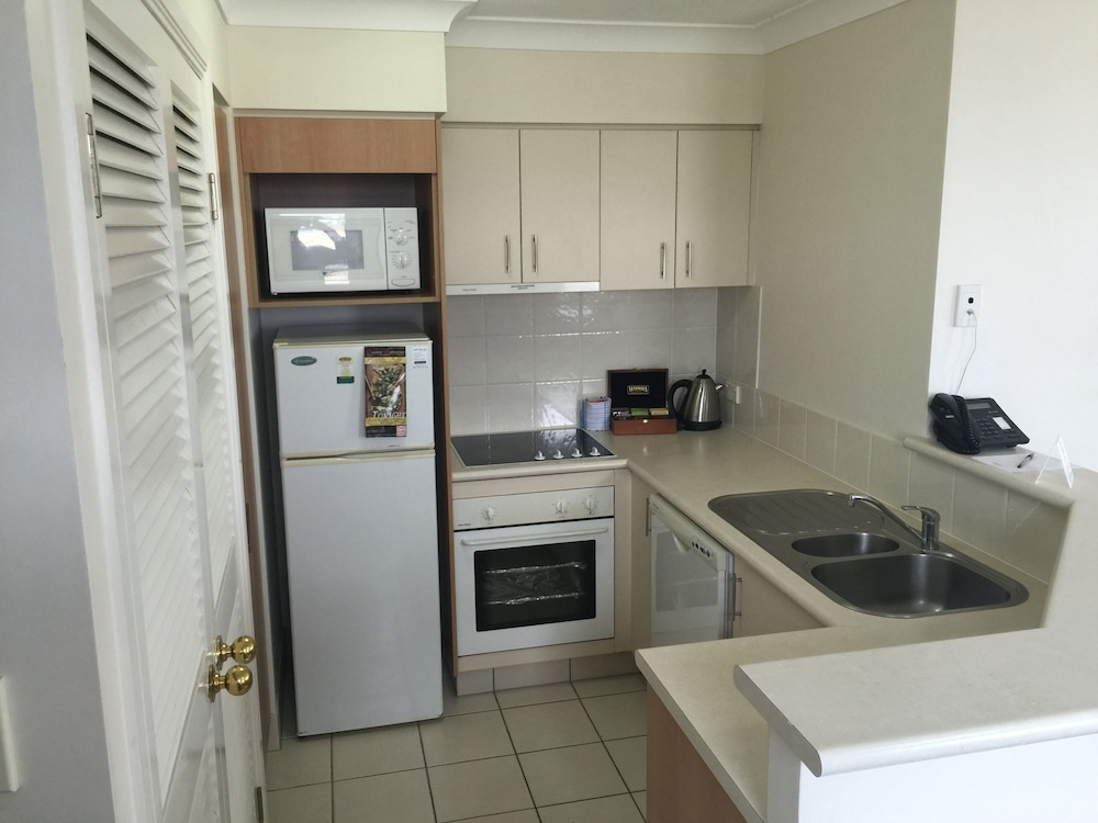 2 Bedroom Value - In-Room Kitchen