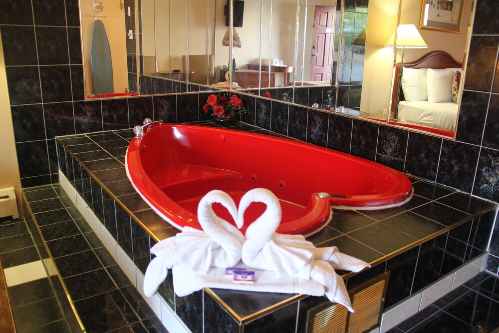 Jetted Tub