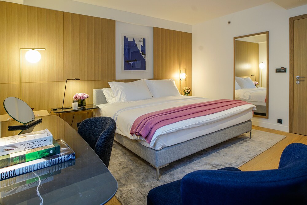 Guestroom