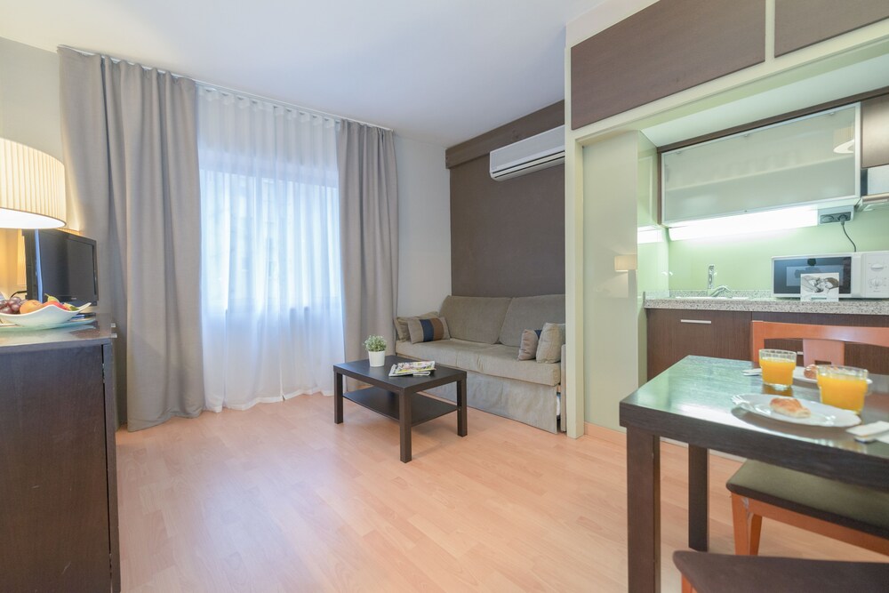 Apartment (Single) - Guestroom