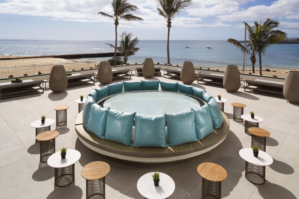 Sundeck