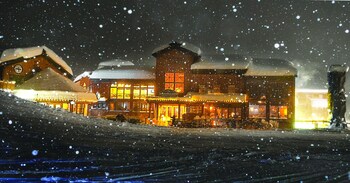 Hotel Front - Evening/Night