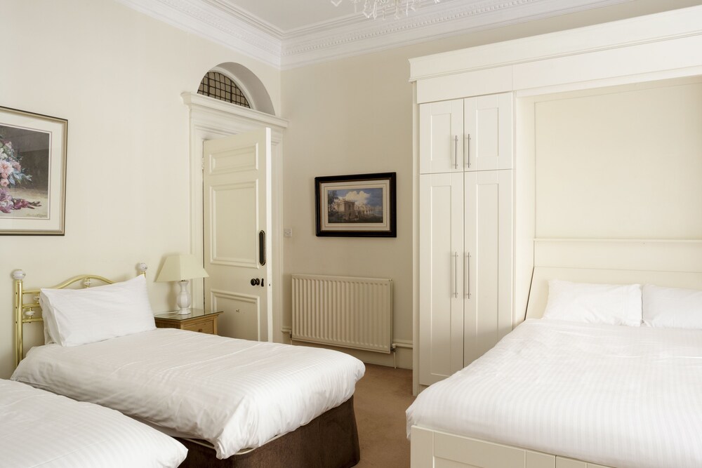 Apartment, 3 Bedrooms - Guestroom