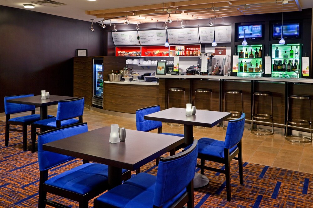 Hotel Lounge