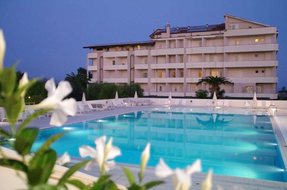 Piscina all'aperto