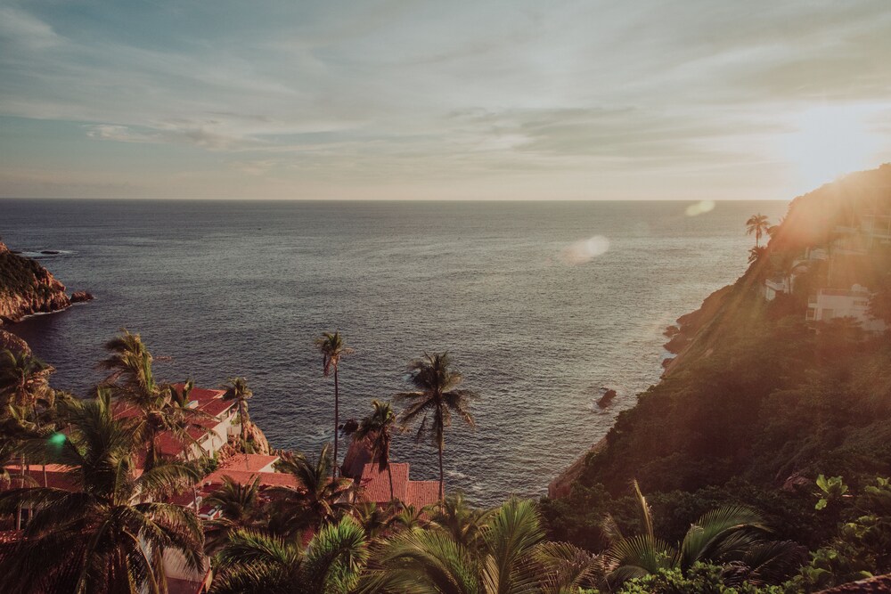 Beach/Ocean View