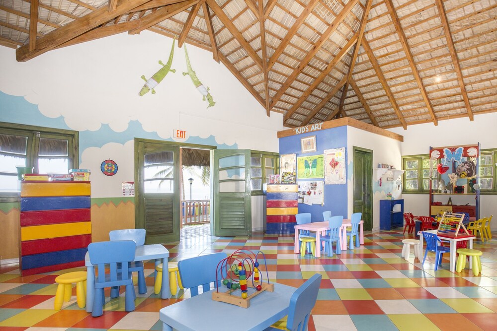 Childrens Play Area - Indoor
