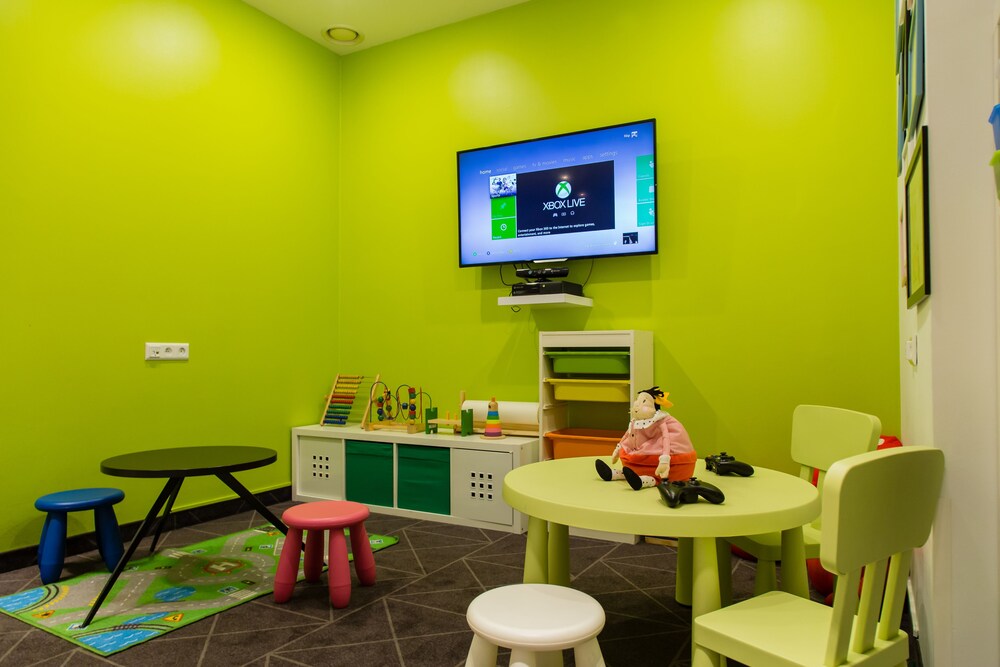 Childrens Play Area - Indoor