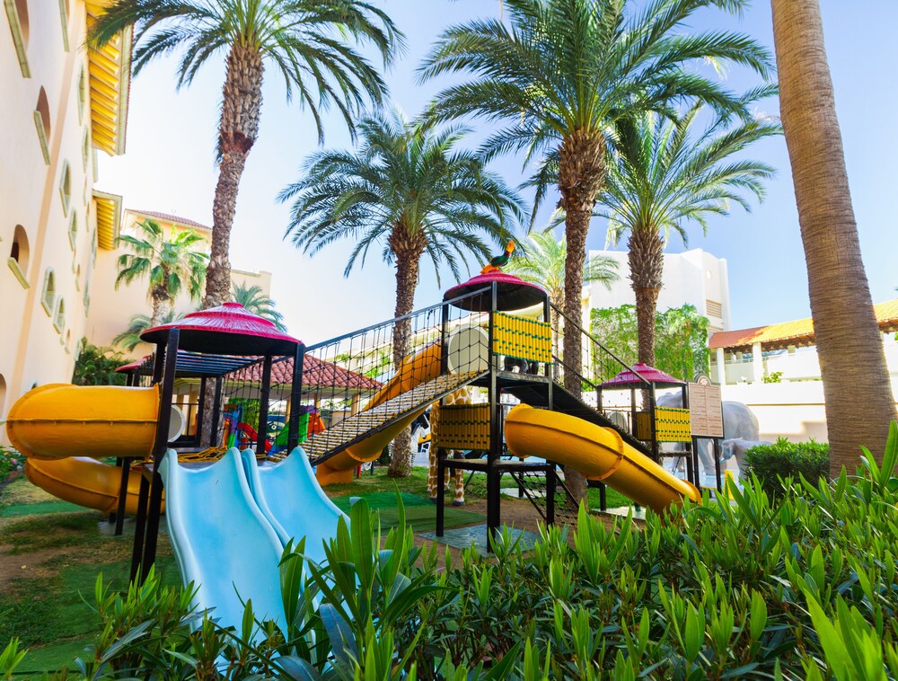 Childrens Play Area - Outdoor