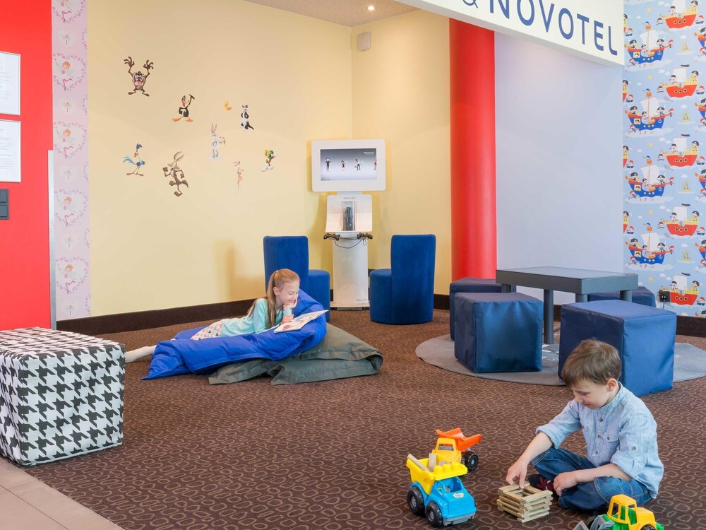 Childrens Play Area - Indoor
