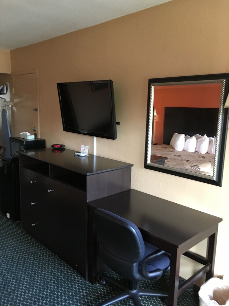 Guestroom View