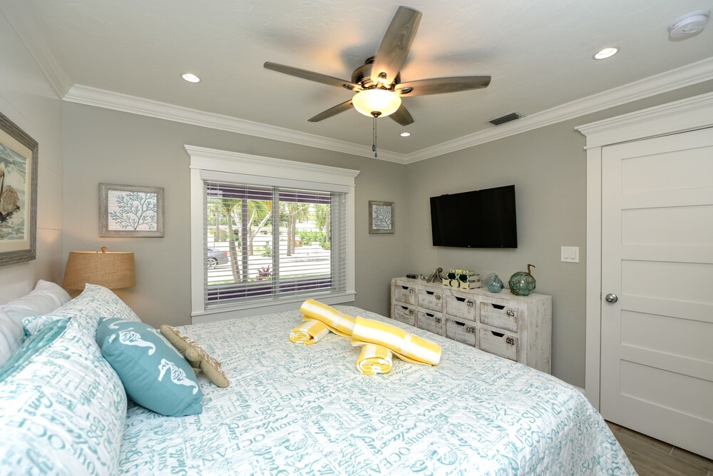 Suite, 1 Bedroom (Large) - Guestroom