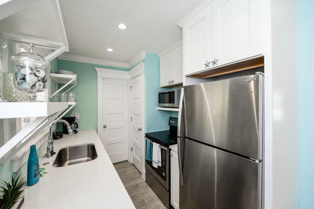 Suite, 1 Bedroom (Large) - In-Room Kitchen