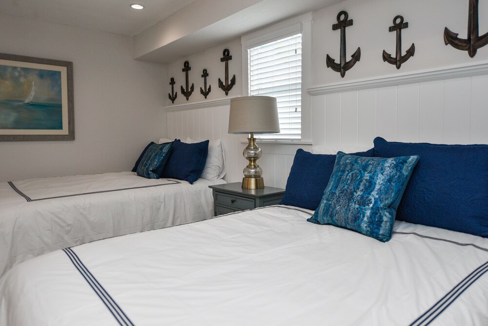 Superior Suite, 1 Bedroom - Guestroom