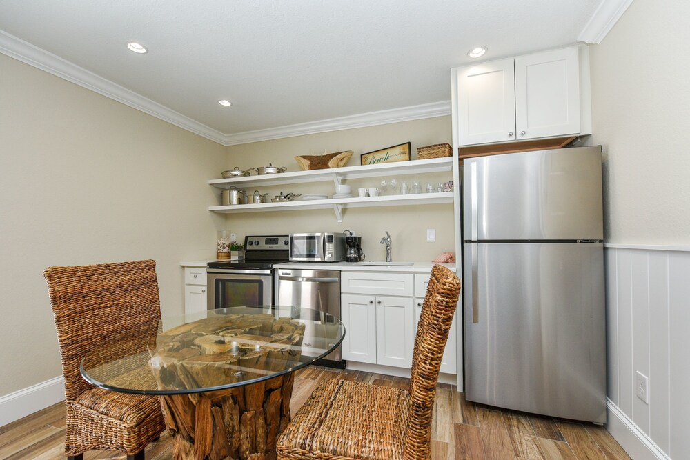 Studio Suite, Kitchen - In-Room Dining