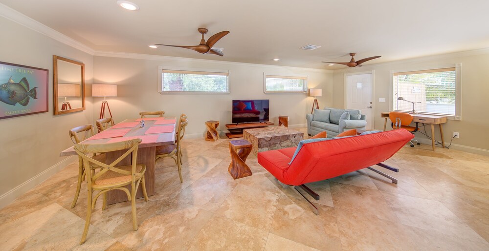 Living area, Lime Tree Bay Resort