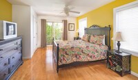 Waterfront Tree House Suite
