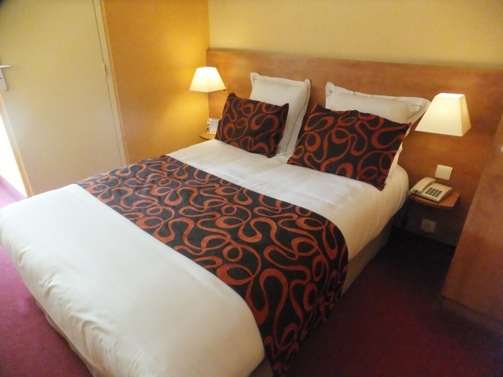 Guestroom View