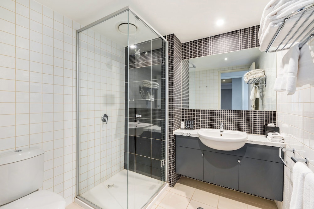 Two Bedroom Two Bathroom Apartment - Bathroom
