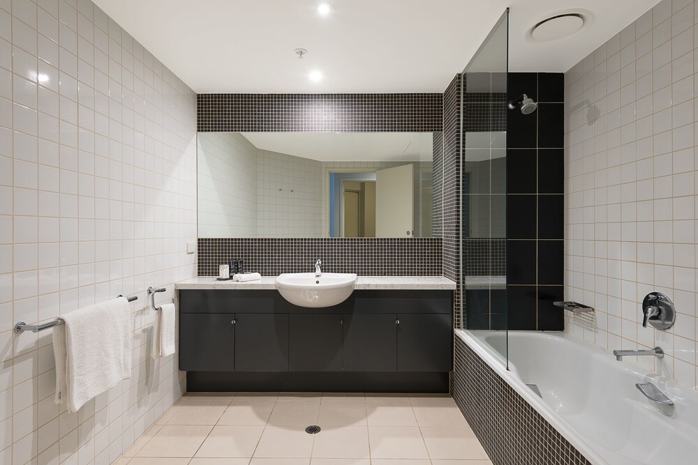 Two Bedroom Two Bathroom Apartment - Bathroom
