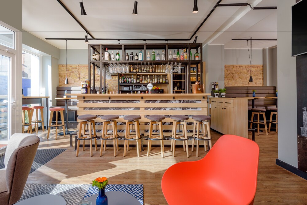 Hotel Bar