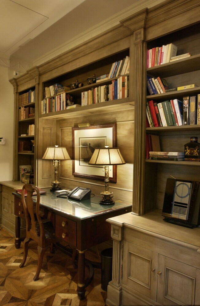 In-Room Business Center