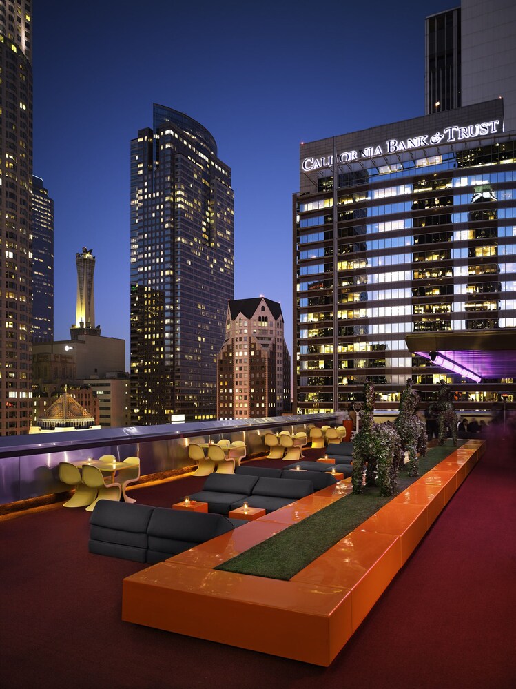 Property amenity, The Standard Downtown LA