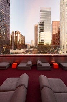 Hotel Lounge