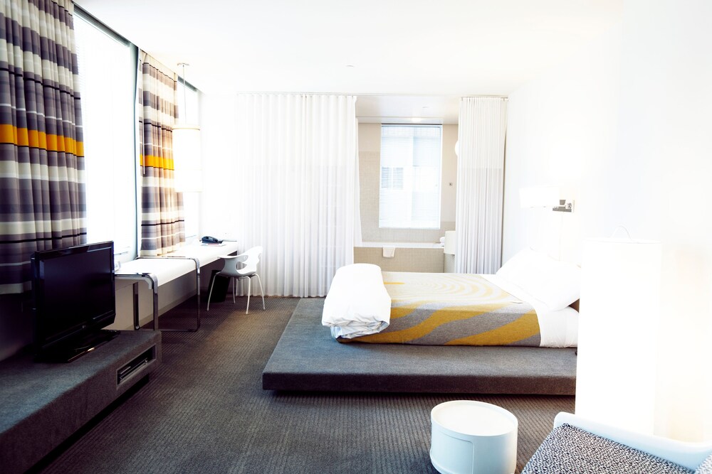 Room, The Standard Downtown LA