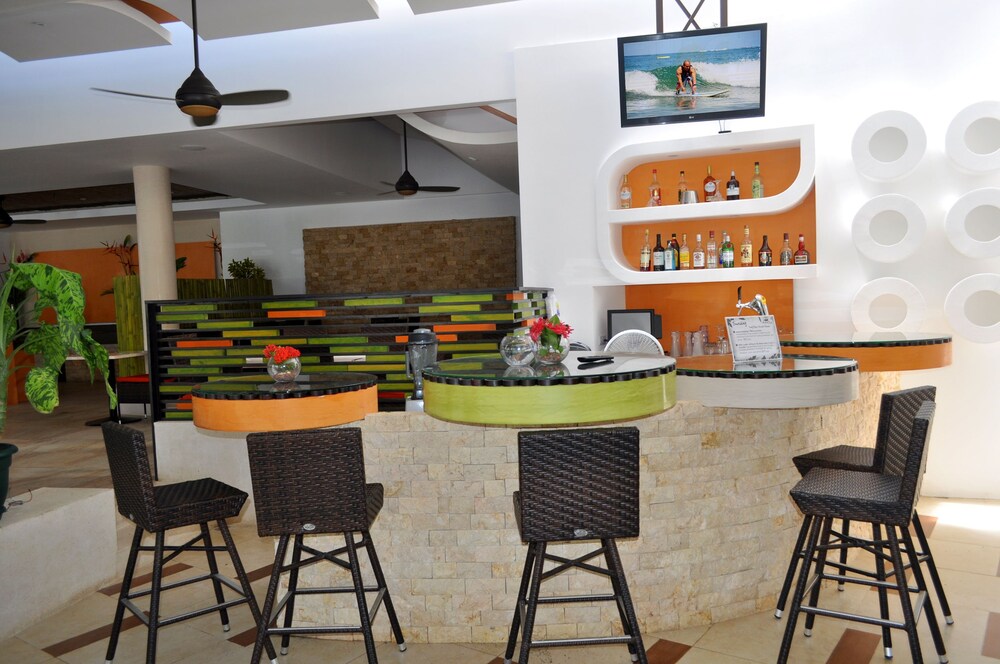 Hotel Lounge