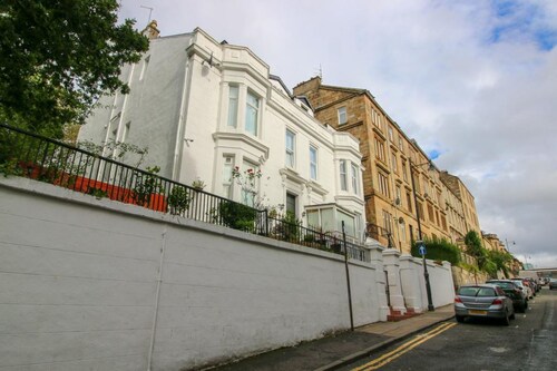 Charing Cross Hotel