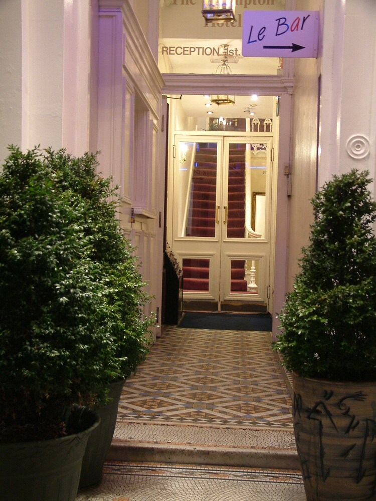 Entrada al hotel