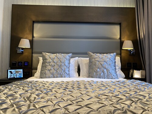 Eccleston Square Hotel