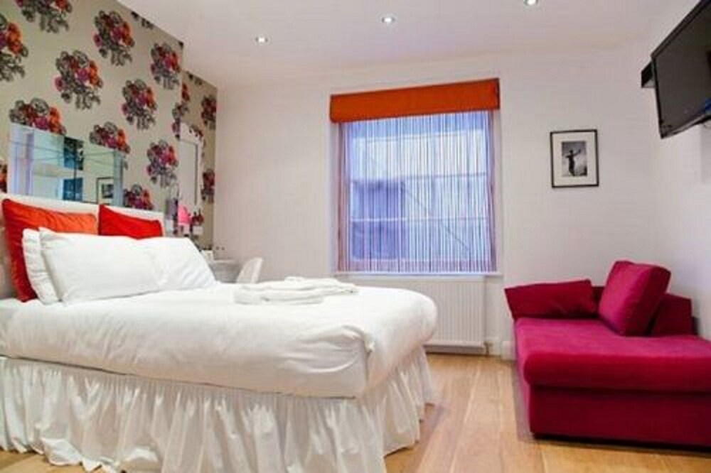 Guestroom