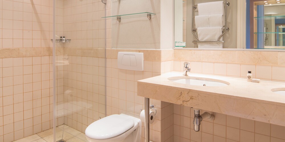 Luxury Apartment, 1 Bedroom - Bathroom