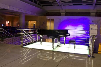 Hotel Lounge