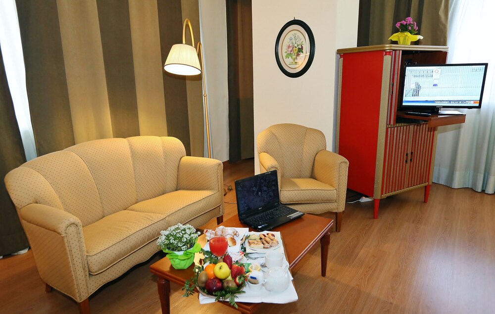 Guestroom