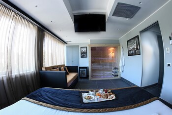 Guestroom View