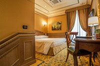 Deluxe Double Room Single Use