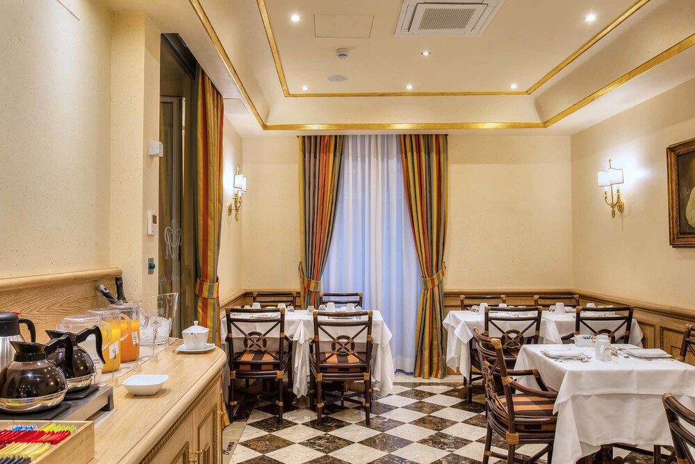 Salle de petit-déjeuner