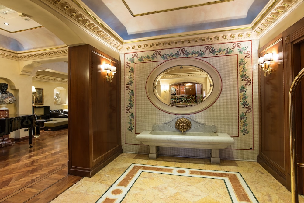 Hall