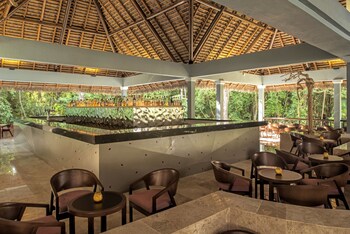 Hotel Lounge