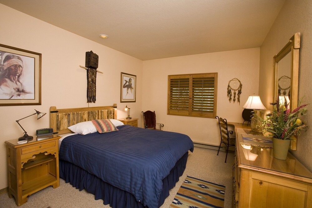 Condo, 2 Bedrooms - Guestroom