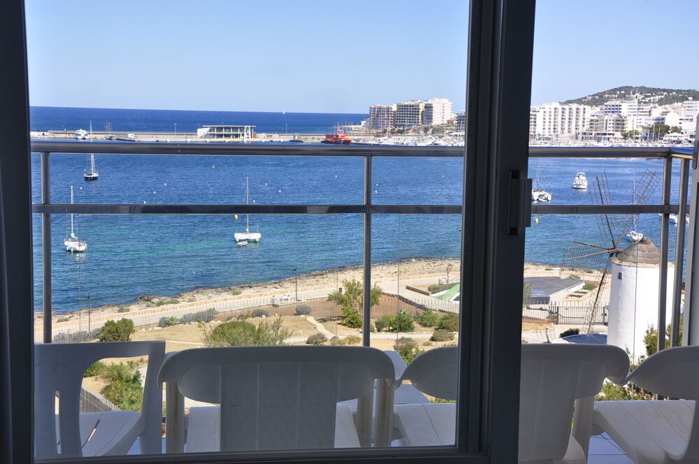Guestroom View