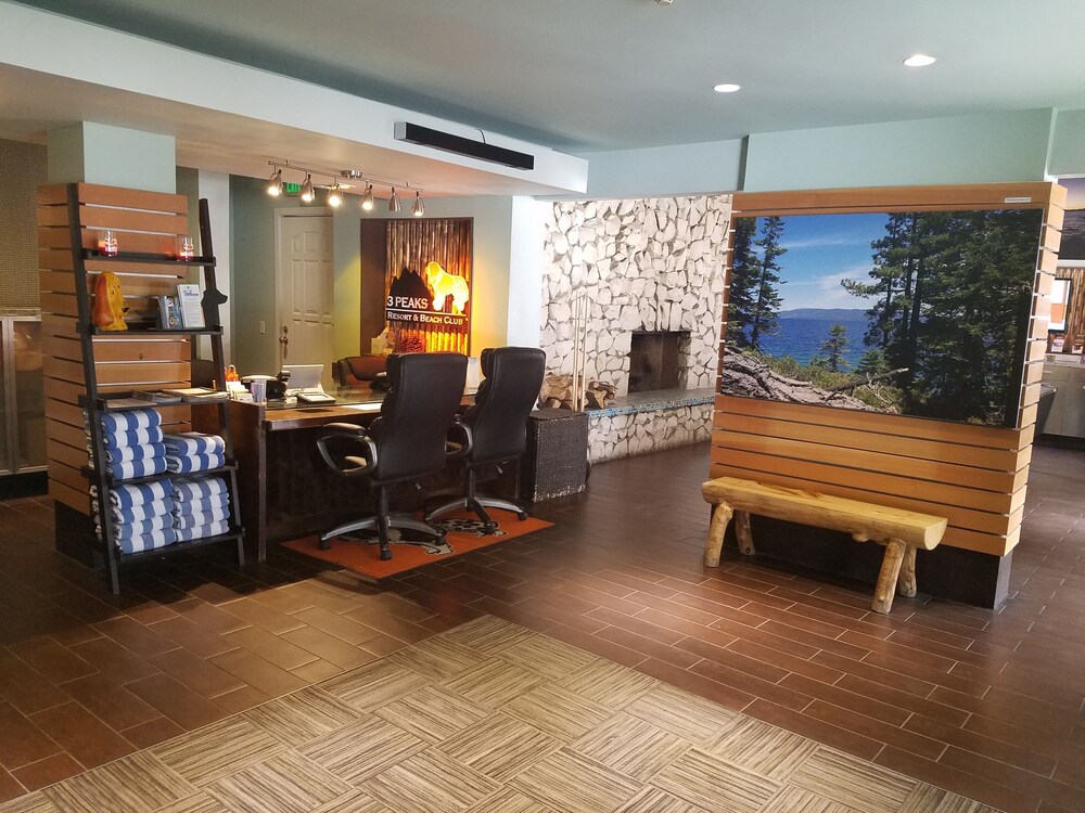 Check-in/Check-out Kiosk