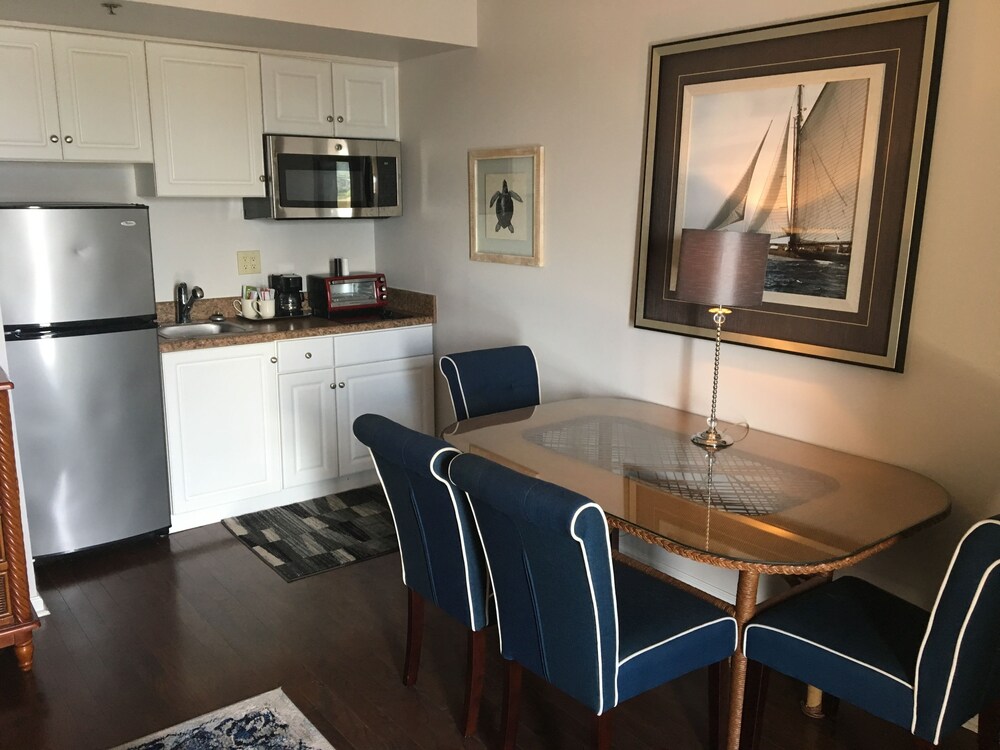Condo, 1 Bedroom - In-Room Kitchen
