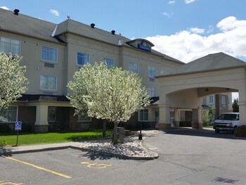 Hotel Entrance